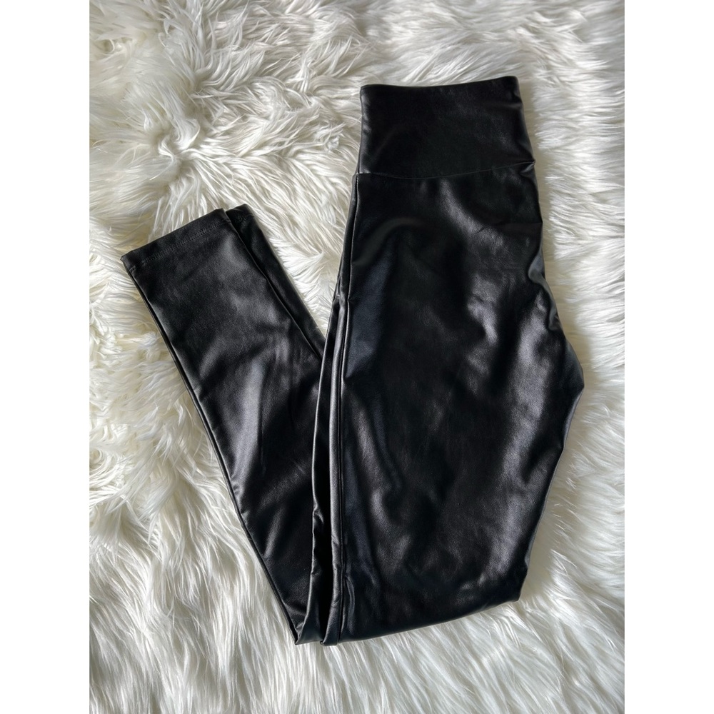 NWT | Garage | black faux leather leggings